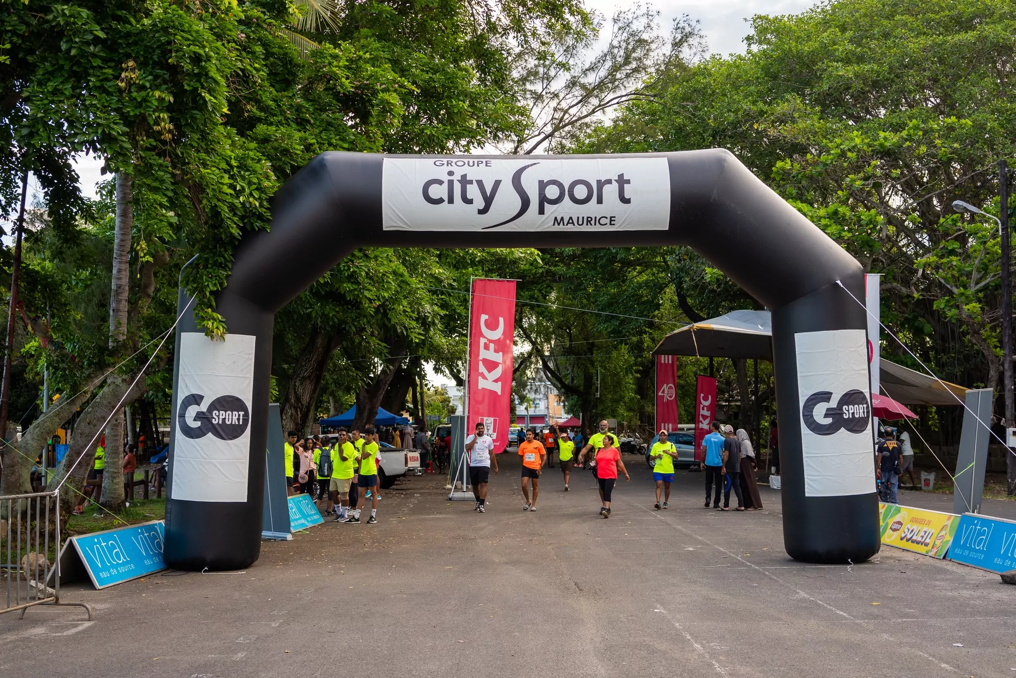 arche gonflable personnalis&eacute;e city sport